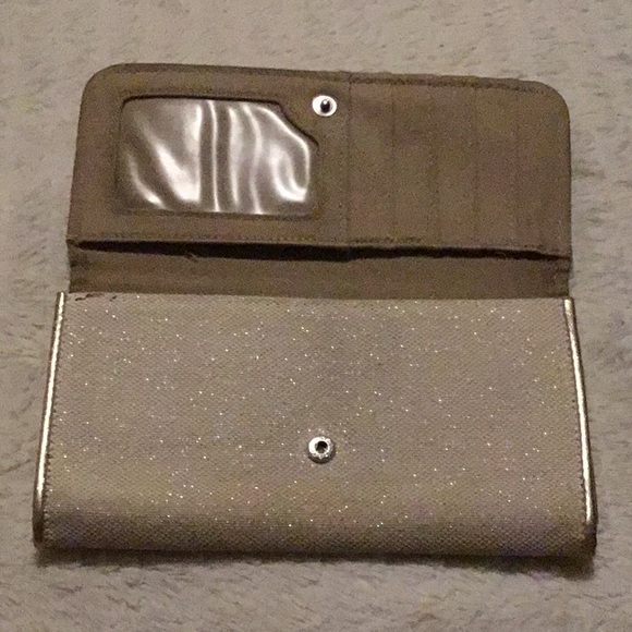 Vintage Hello Kitty Checkbook Style Wallet - Picture 2 of 8